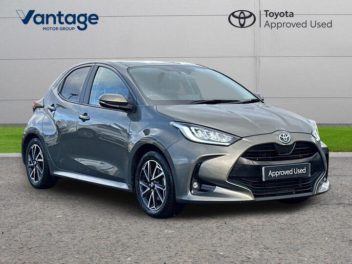 Toyota Yaris 1.5 VVT-h Design E-CVT Euro 6 (s/s) 5dr