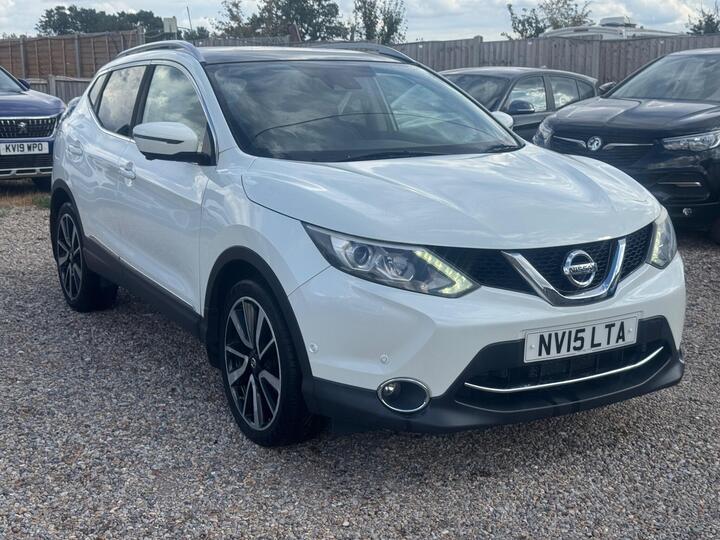 Nissan Qashqai 1.2 DIG-T Tekna XTRON 2WD Euro 6 (s/s) 5dr