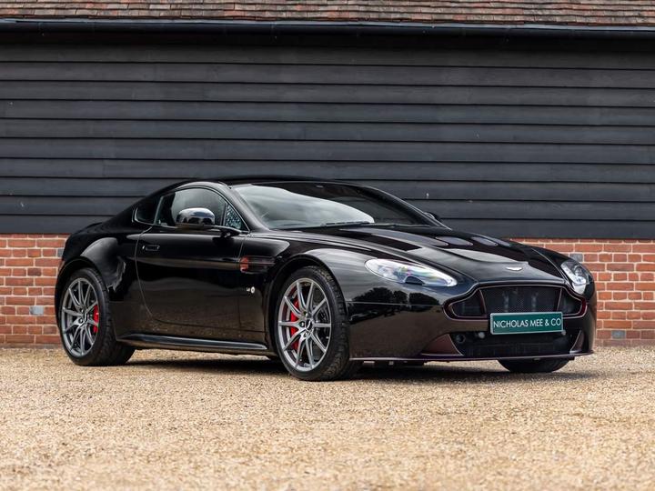 Aston Martin Vantage 6.0 V12 S Euro 6 2dr