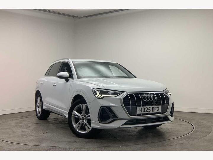 Audi Q3 1.5 TFSI CoD 35 S Line S Tronic Euro 6 (s/s) 5dr