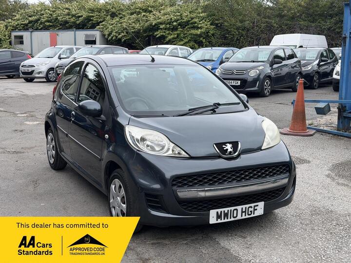Peugeot 107 1.0 12V Urban 2 Tronic Euro 4 5dr