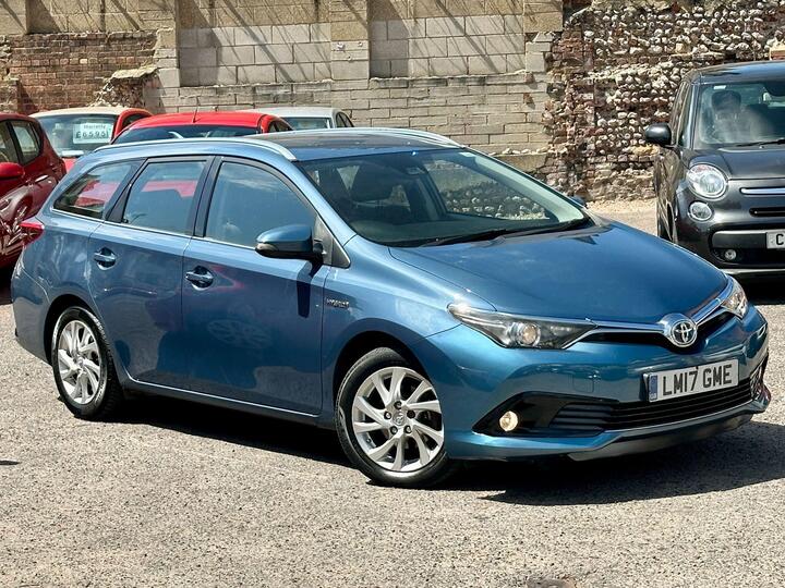 Toyota Auris 1.8 VVT-h Business Edition Touring Sports CVT Euro 6 (s/s) 5dr (Safety Sense)