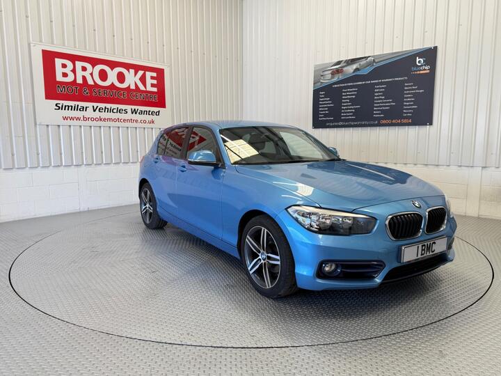 BMW 1 Series 1.5 118i Sport Euro 6 (s/s) 5dr BMW 1 Series 1.5 118i Sport Euro 6 (s/s) 5dr
