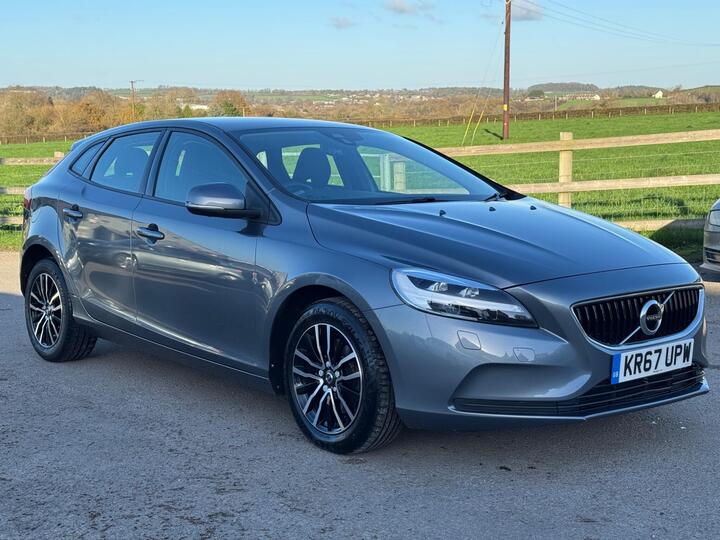 Volvo V40 2.0 T2 Momentum Nav Plus Euro 6 (s/s) 5dr