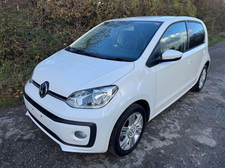 Volkswagen Up! 1.0 High Up! ASG Euro 6 (s/s) 5dr Volkswagen Up! 1.0 High Up! ASG Euro 6 (s/s) 5dr