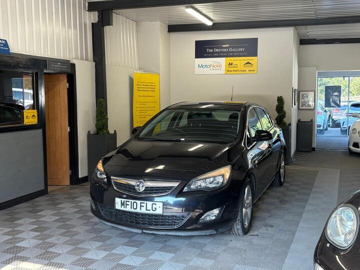 Vauxhall Astra 1.6 16v SRi Euro 5 5dr