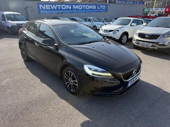 Volvo V40 2.0 D2 Momentum Euro 6 (s/s) 5dr