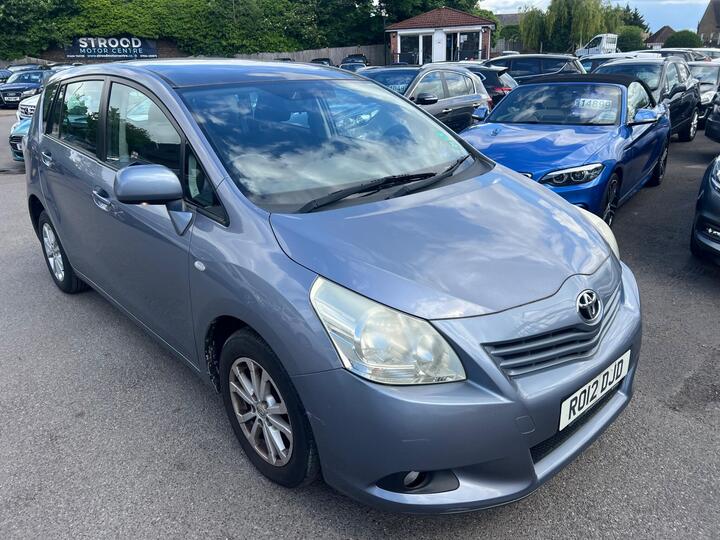 Toyota Verso 1.8 V-Matic TR Multidrive S Euro 5 5dr
