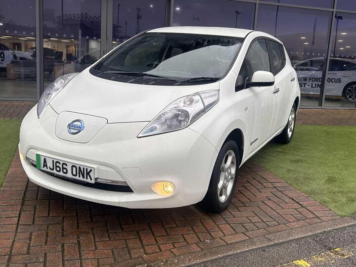 Nissan Leaf 24kWh Acenta Auto 5dr