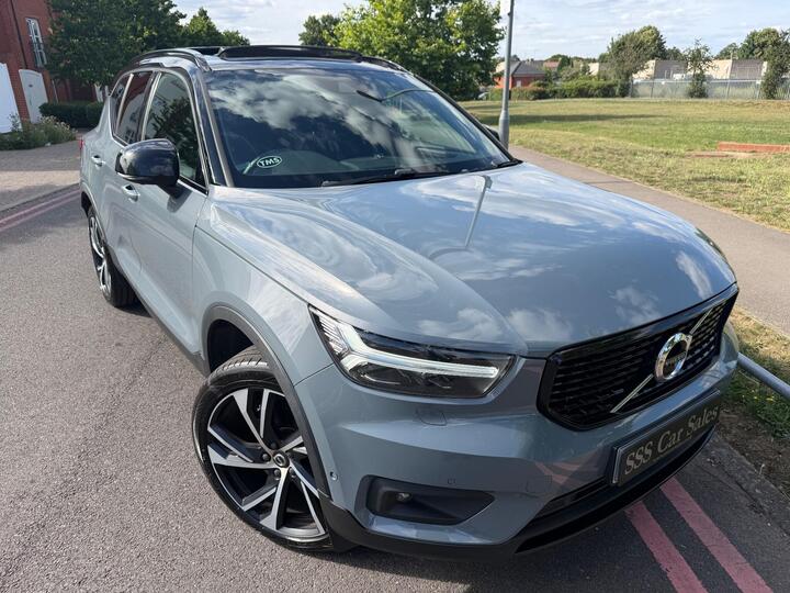 Volvo XC40 2.0 T4 R-Design Pro Auto Euro 6 (s/s) 5dr