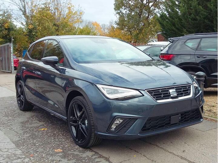 SEAT Ibiza 1.0 TSI FR Black Edition Euro 6 (s/s) 5dr