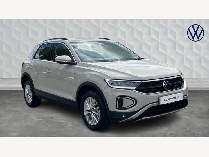 Volkswagen T-roc 1.5 TSI Life Euro 6 (s/s) 5dr Volkswagen T-roc 1.5 TSI Life Euro 6 (s/s) 5dr