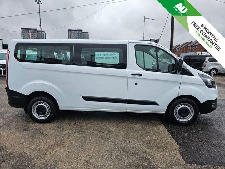 Ford TRANSIT CUSTOM 2.0 320 EcoBlue Kombi L2 H1 Euro 6 (s/s) 5dr (9 Seat) Ford TRANSIT CUSTOM 2.0 320 EcoBlue Kombi L2 H1 Euro 6 (s/s) 5dr (9 Seat)