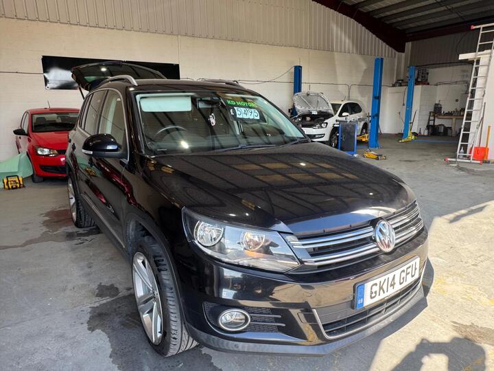 Volkswagen Tiguan 2.0 TDI BlueMotion Tech Match DSG 4WD Euro 5 (s/s) 5dr