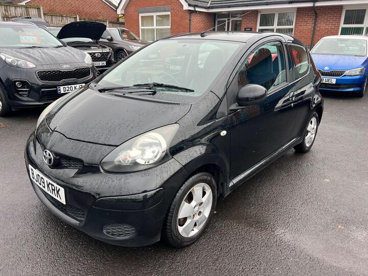 Toyota AYGO 1.0 VVT-i Black Euro 4 3dr (AC)