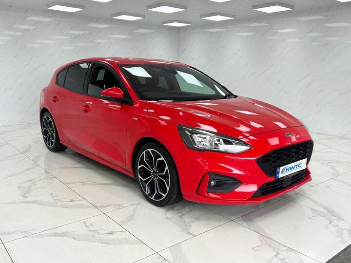Ford FOCUS 1.0T EcoBoost ST-Line X Euro 6 (s/s) 5dr