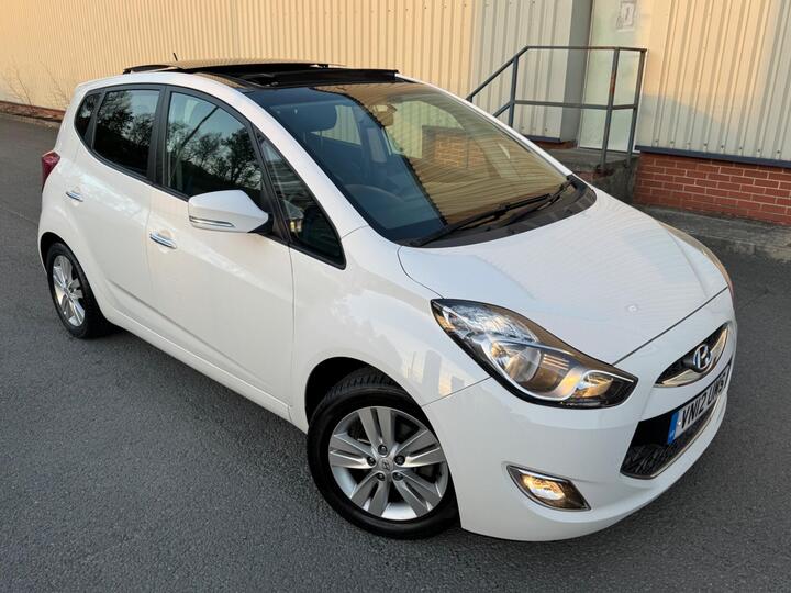 Hyundai Ix20 1.6 Style Auto Euro 5 5dr Hyundai Ix20 1.6 Style Auto Euro 5 5dr