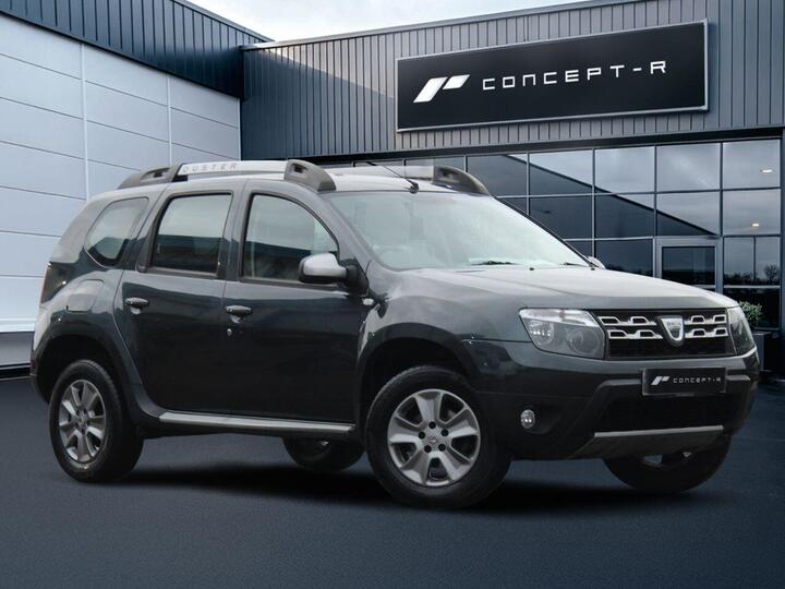 Dacia DUSTER 1.5 DCi Laureate Euro 6 (s/s) 5dr Dacia DUSTER 1.5 DCi Laureate Euro 6 (s/s) 5dr