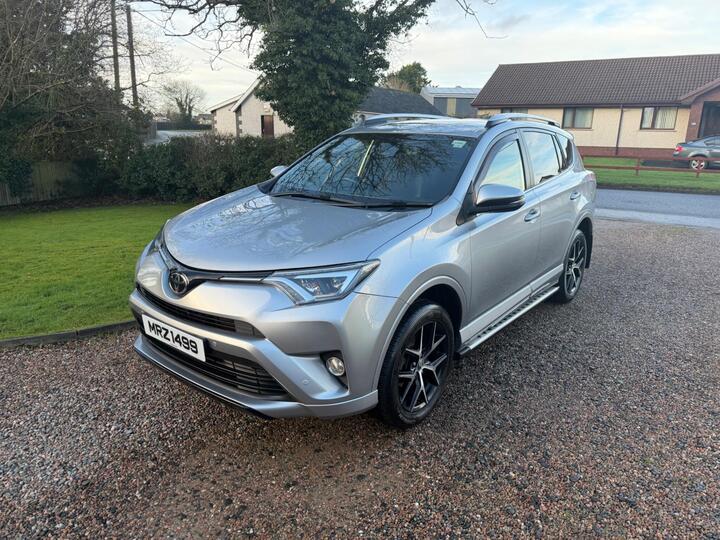 Toyota RAV4 2.0 D-4D Icon Euro 6 (s/s) 5dr (Safety Sense, Nav)