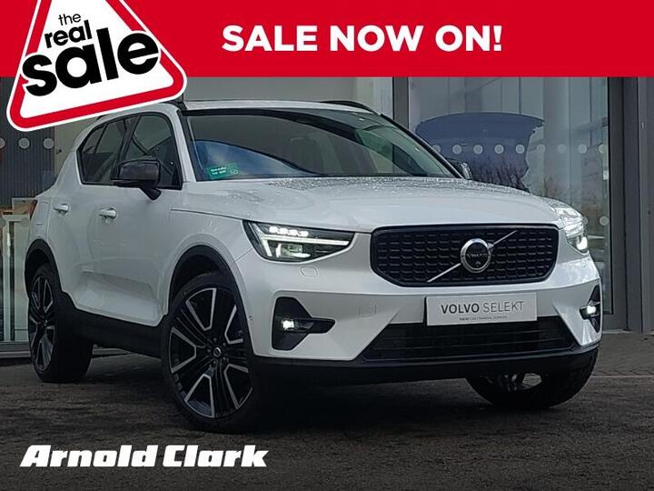 Volvo XC40 2.0 B3 MHEV Ultra Dark DCT Auto Euro 6 (s/s) 5dr