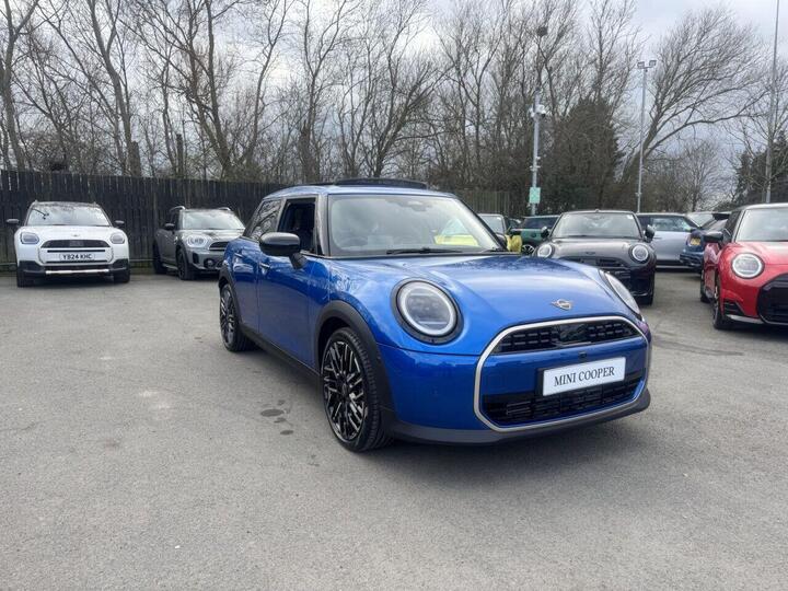 MINI Cooper 1.5C Exclusive Steptronic Euro 6 (s/s) 5dr
