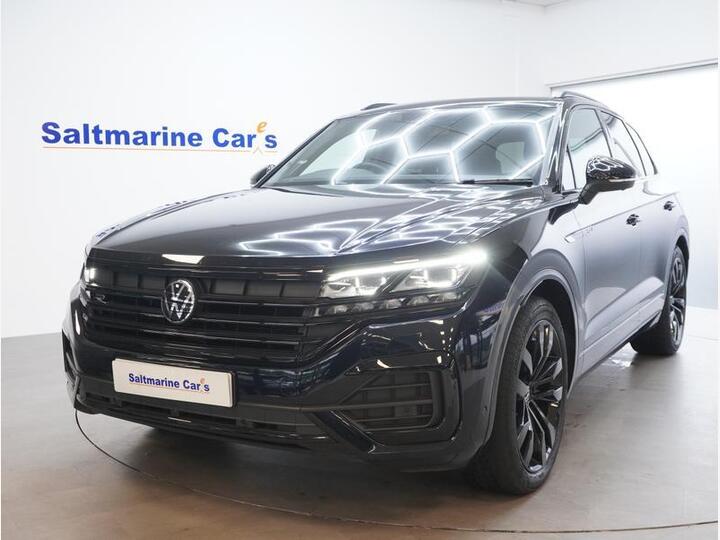 Volkswagen Touareg 3.0 TDI V6 Black Edition Tiptronic 4Motion Euro 6 (s/s) 5dr Volkswagen Touareg 3.0 TDI V6 Black Edition Tiptronic 4Motion Euro 6 (s/s) 5dr
