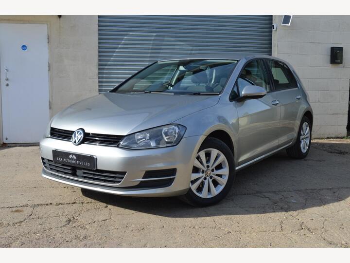 Volkswagen Golf 1.6 TDI BlueMotion Tech SE Euro 5 (s/s) 5dr