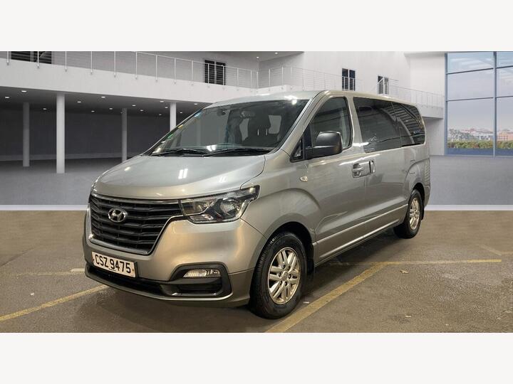 Hyundai I800 2.5 CRDi SE Euro 6 5dr