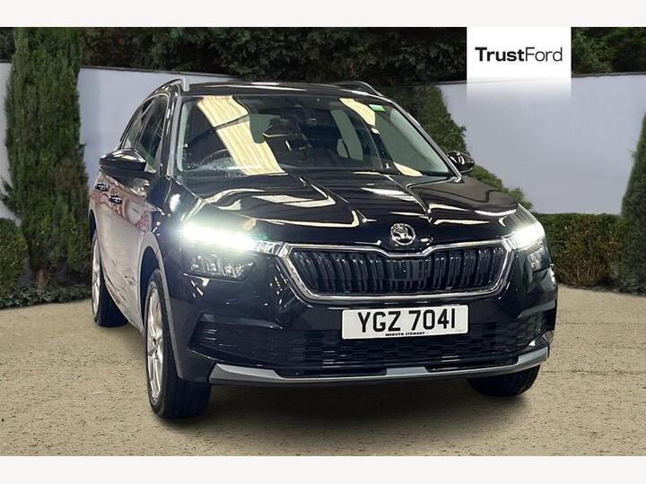 Skoda KAMIQ 1.0 TSI SE Drive Euro 6 (s/s) 5dr Skoda KAMIQ 1.0 TSI SE Drive Euro 6 (s/s) 5dr