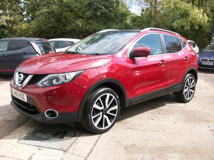 Nissan Qashqai 1.5 DCi Tekna 2WD Euro 6 (s/s) 5dr