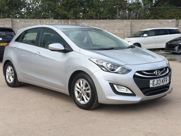 Hyundai I30 1.6 CRDi Active Auto Euro 5 5dr