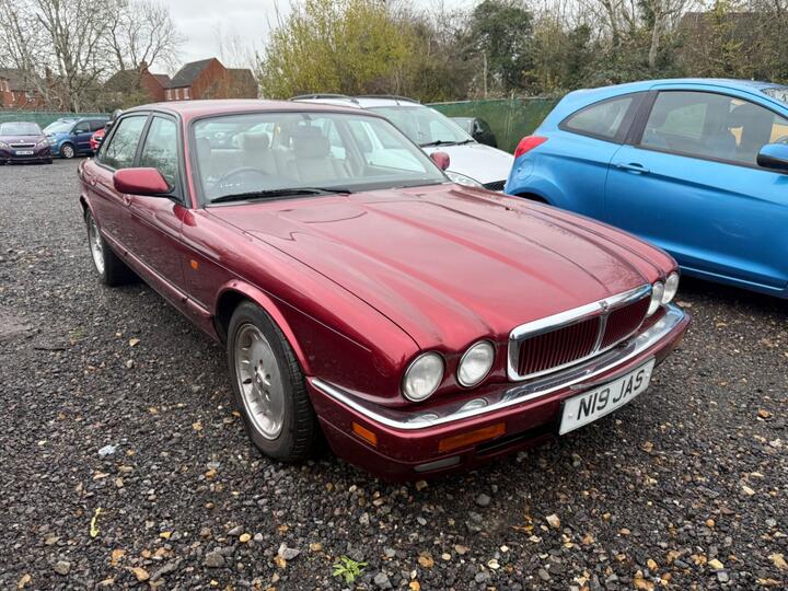 Jaguar XJ 3.2 Sport 4dr