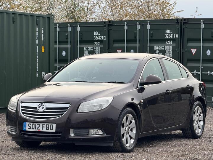 Vauxhall Insignia 2.0 CDTi EcoFLEX SRi Euro 5 (s/s) 5dr Vauxhall Insignia 2.0 CDTi EcoFLEX SRi Euro 5 (s/s) 5dr