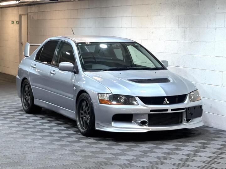 Mitsubishi Lancer 2.0 EVO IX MR FQ-320 4dr Mitsubishi Lancer 2.0 EVO IX MR FQ-320 4dr