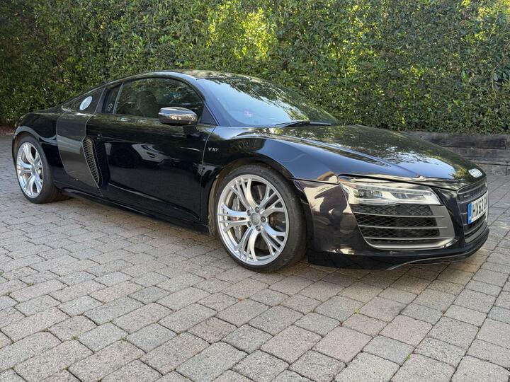 Audi R8 5.2 FSI V10 Plus S Tronic Quattro Euro 5 2dr