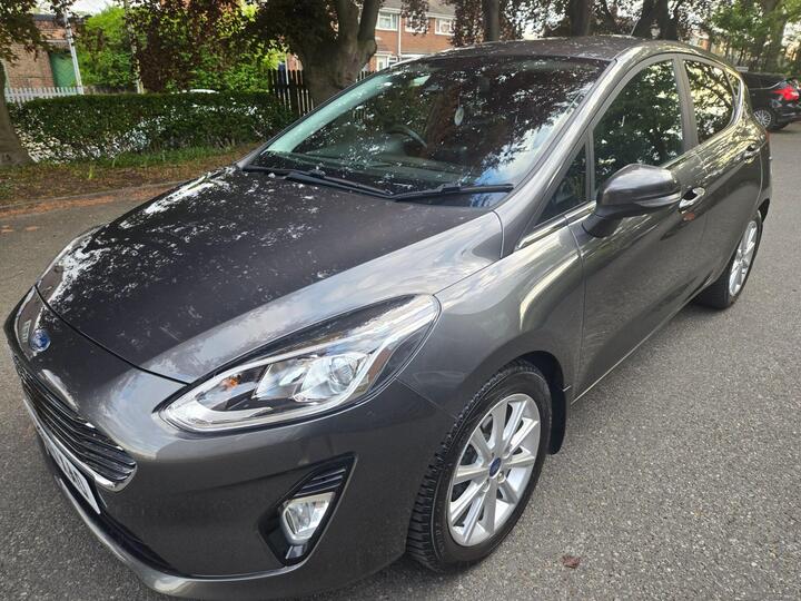 Ford Fiesta 1.0T EcoBoost Titanium Euro 6 (s/s) 5dr