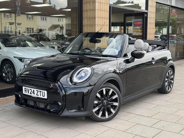 MINI CONVERTIBLE 2.0 Cooper S Exclusive Steptronic Euro 6 (s/s) 2dr