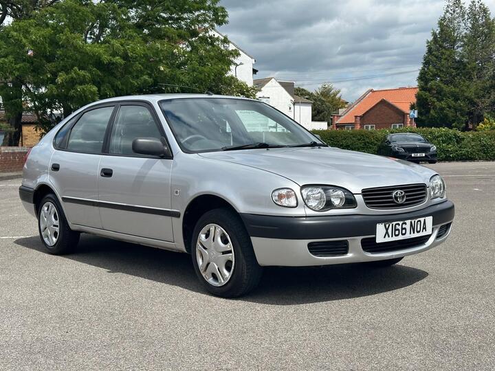 Toyota Corolla 1.6 S 5dr
