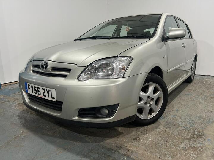 Toyota Corolla 1.6 VVT-i Colour Collection 5dr