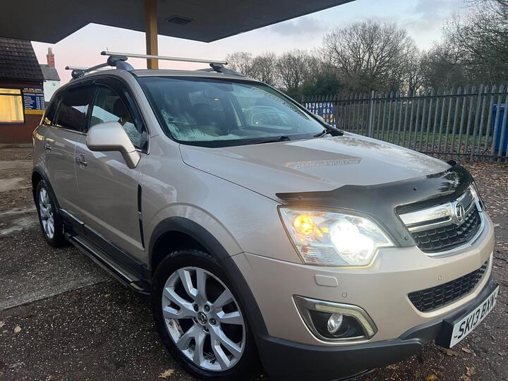 Vauxhall Antara 2.2 CDTi SE 4WD Euro 5 (s/s) 5dr (SNav) Vauxhall Antara 2.2 CDTi SE 4WD Euro 5 (s/s) 5dr (SNav)