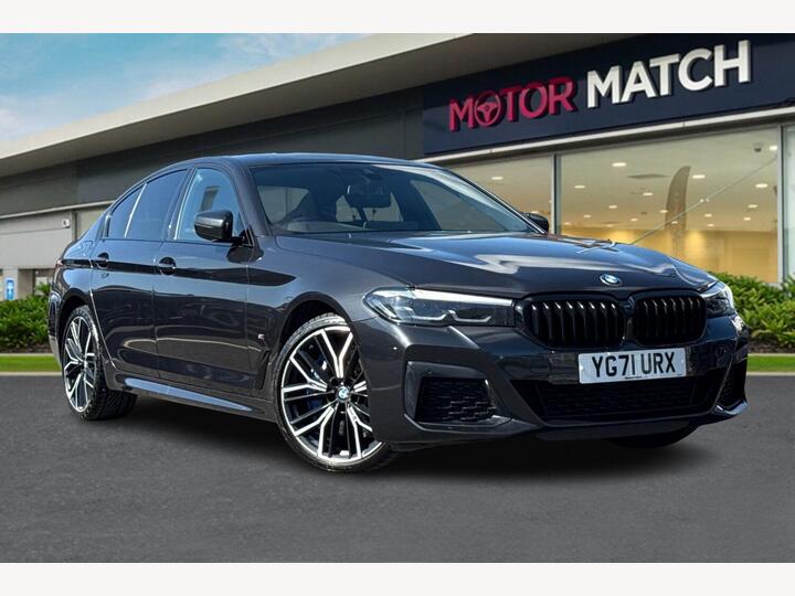 BMW 5 Series 3.0 530d MHT M Sport Steptronic XDrive Euro 6 (s/s) 4dr BMW 5 Series 3.0 530d MHT M Sport Steptronic XDrive Euro 6 (s/s) 4dr