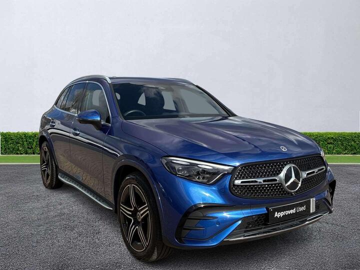 Mercedes-Benz GLC 2.0 GLC220dh MHEV AMG Line (Premium) G-Tronic+ 4MATIC Euro 6 (s/s) 5dr Mercedes-Benz GLC 2.0 GLC220dh MHEV AMG Line (Premium) G-Tronic+ 4MATIC Euro 6 (s/s) 5dr