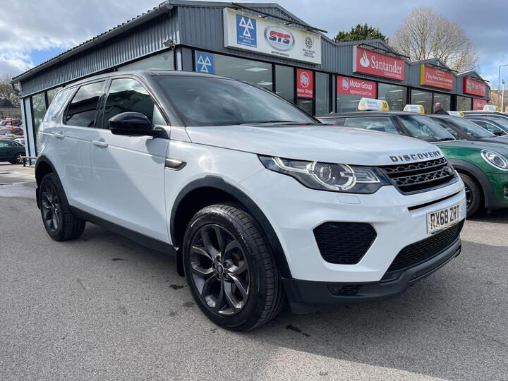 Land Rover Discovery Sport 2.0 TD4 Landmark Auto 4WD Euro 6 (s/s) 5dr Land Rover Discovery Sport 2.0 TD4 Landmark Auto 4WD Euro 6 (s/s) 5dr