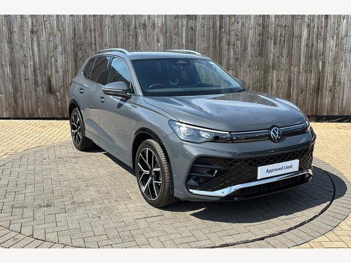 Volkswagen Tiguan 1.5 ETSI MHEV R-Line DSG Euro 6 (s/s) 5dr