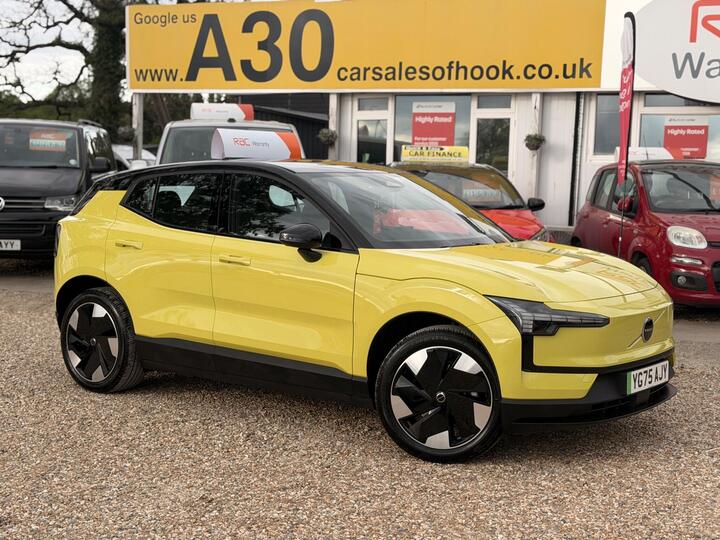Volvo EX30 Single Motor Extended Range 69kWh Plus Auto 5dr