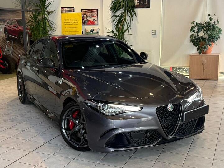 Alfa Romeo GIULIA 2.9 V6 Bi-Turbo Quadrifoglio Auto Euro 6 (s/s) 4dr