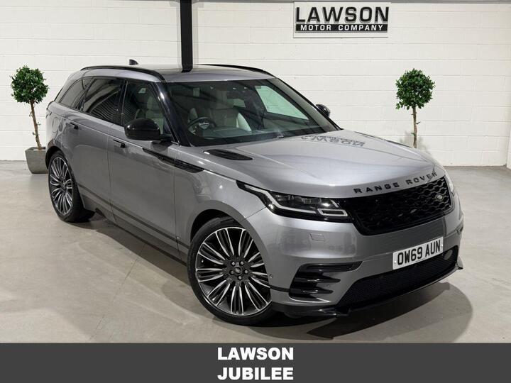 Land Rover RANGE ROVER VELAR 3.0 D300 R-Dynamic HSE Auto 4WD Euro 6 (s/s) 5dr