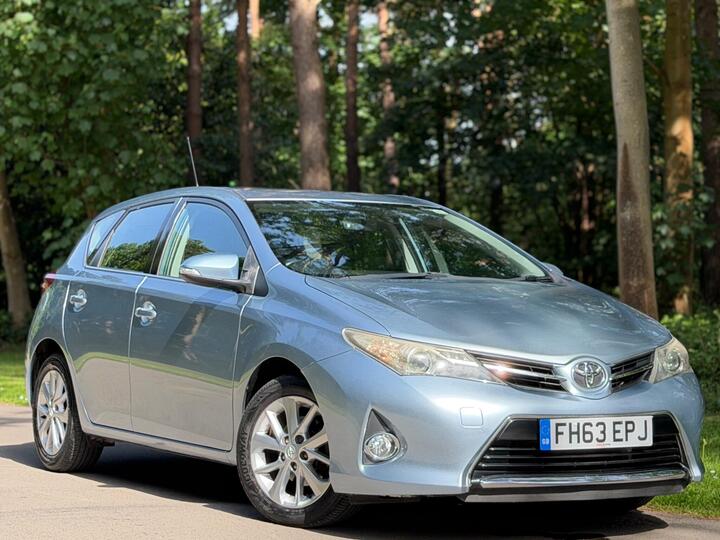 Toyota Auris 1.6 V-Matic Icon Euro 5 5dr