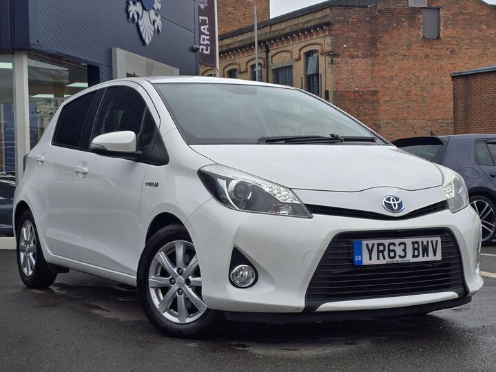 Toyota Yaris 1.5 VVT-h T4 CVT Euro 5 5dr