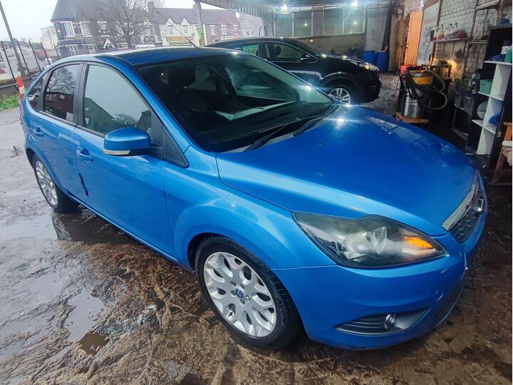 Ford Focus 1.6 Zetec 5dr